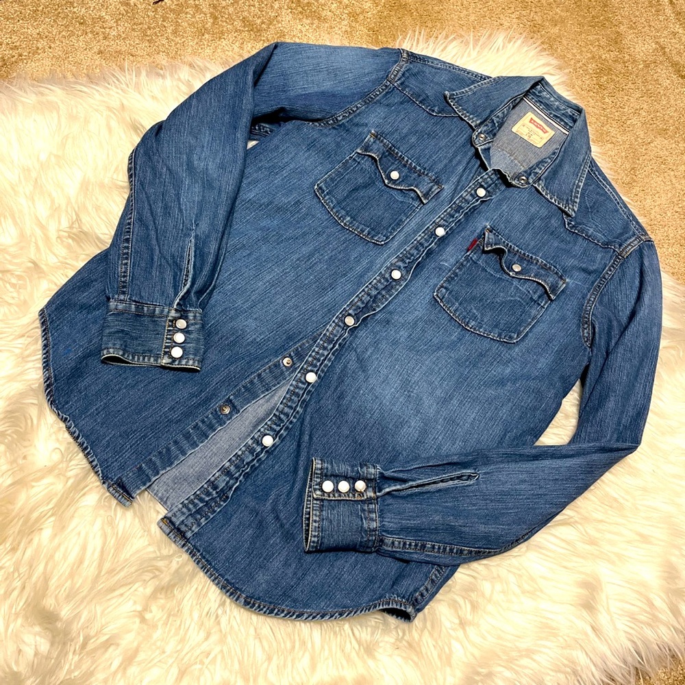 Levi’s Denim Shirt